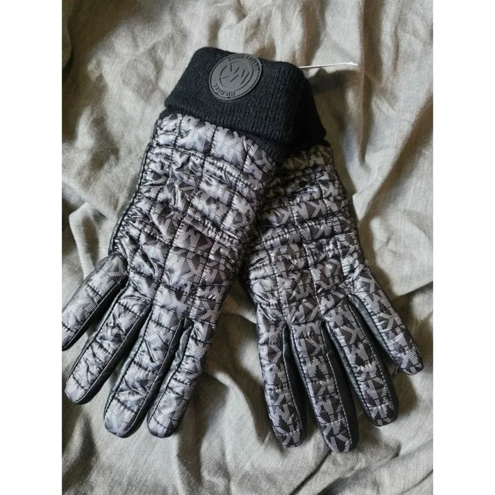 Michael Kors Womens Black Leather Monogram Insulated Touch Tip Gloves Medium NEW